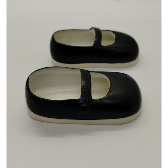 Two Pair of Doll Shoes - 2.75 Inches Long - Picture 3 of 7
